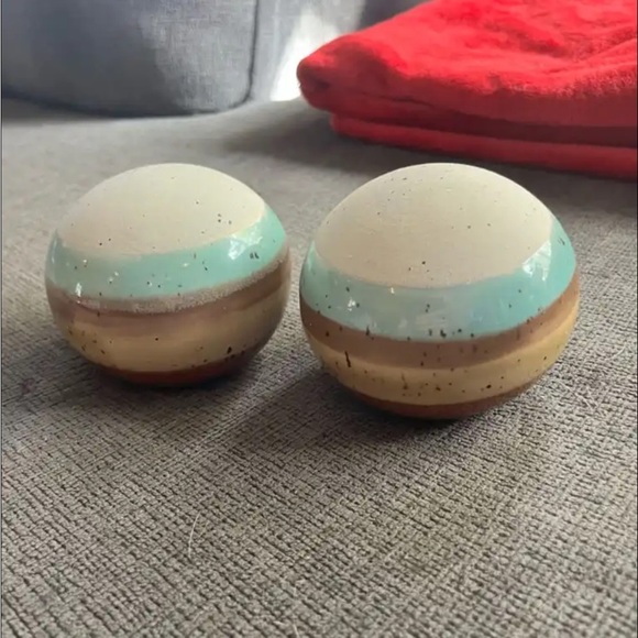 Set of Two Decorative Balls - Picture 1 of 5